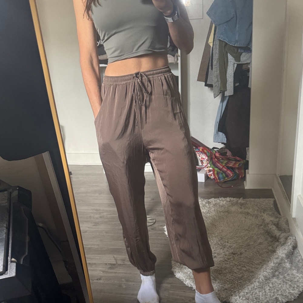 Zara deep olive satin draw string pant - Picture 5 of 5